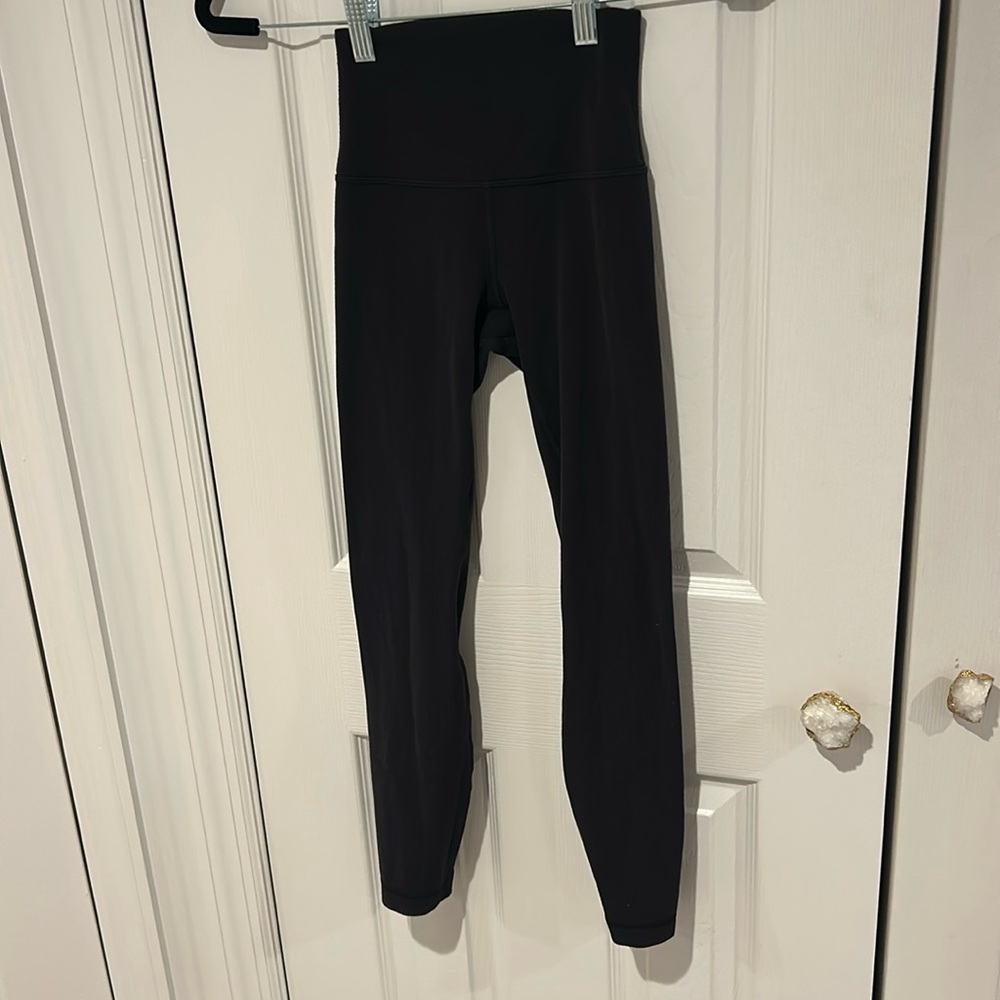 !! Lululemon black leggings size:0 !!